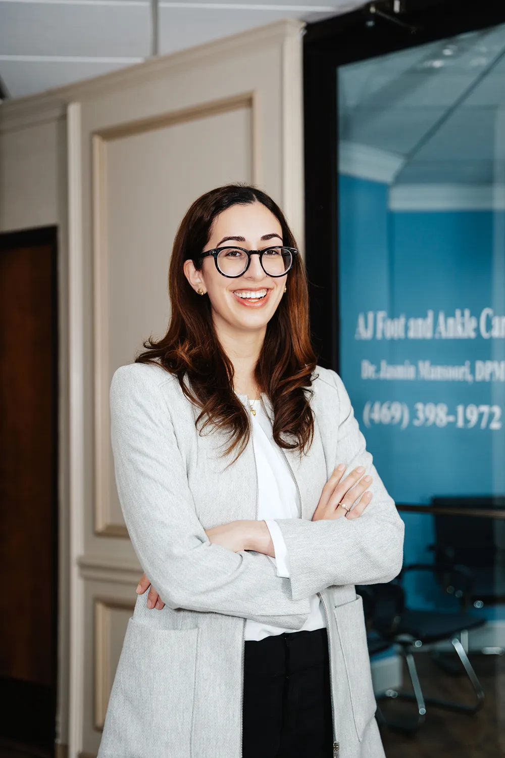 _Headshots_DrJasmin_MM_3